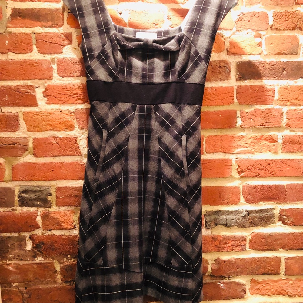 Adorable little plaid dress by Anthropologie! - Picture 2 of 2